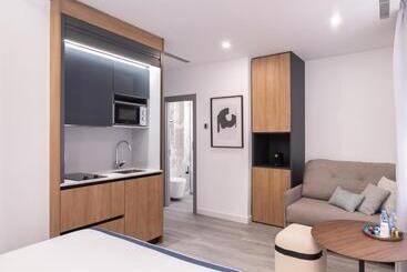 هتل Jerusalén Suites Alicante