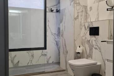 هتل Jerusalén Suites Alicante