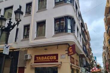 هتل Jerusalén Suites Alicante