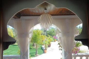 هتل Art Villa Claudia