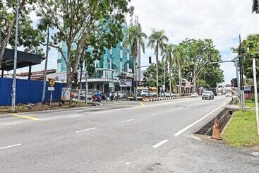 هتل Super Capital O 90545 Ho
