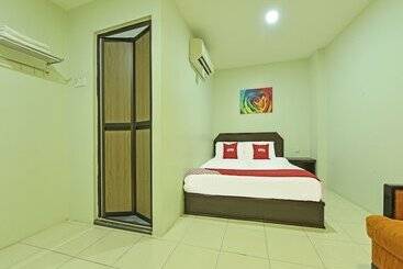 هتل Super Capital O 90545 Ho