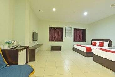 هتل Super Capital O 90545 Ho