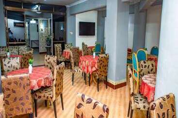 The Golden Pigeon Hotel And Spa