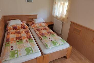 Garda Wellness Apartmanház