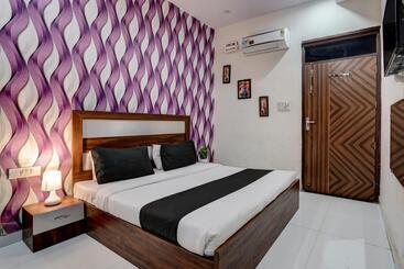 Otel Oyo 90525  Blackberry
