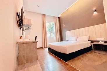 Karang Timur Motel