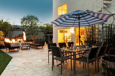 Beachcomber By Avantstay Elegant Modern Estate W Pool Hot Tub Outdoor Dining