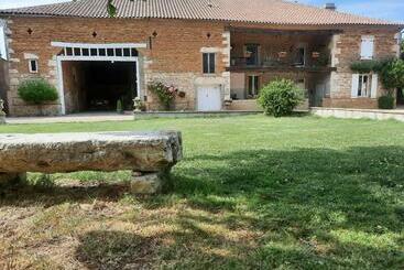 مبيت وإفطار L Orée Des Bois Chambre Lièrre