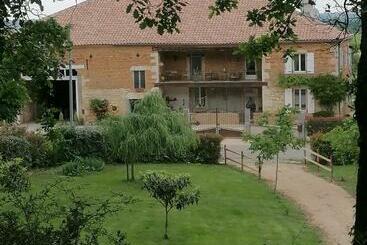 تختخواب و صبحانه L Orée Des Bois Chambre Lièrre