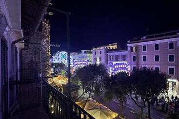 تختخواب و صبحانه Off House Borgo Suite, Nettuno   2025 Giubileo