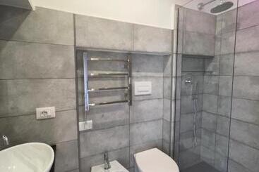 تختخواب و صبحانه Off House Borgo Suite, Nettuno   2025 Giubileo