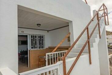 Front Line, Unbeatable Terrace 10m From The Sea