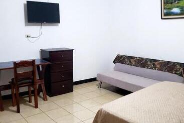 Judys Home   Bed And Breakfast