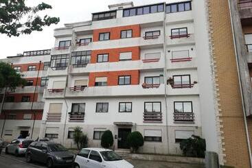 پانسیون Aveiro House
