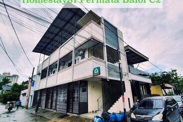 پانسیون Homestay 81 Permata Baloi C2