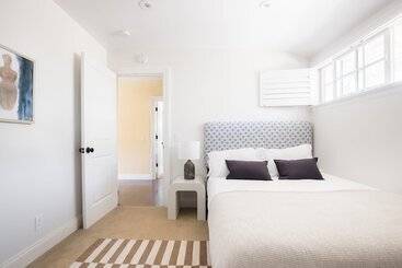 Romero By Avantstay Stunning Villa Close To Beach W/ Pool & Spa