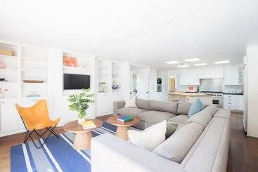 Romero By Avantstay Stunning Villa Close To Beach W/ Pool & Spa
