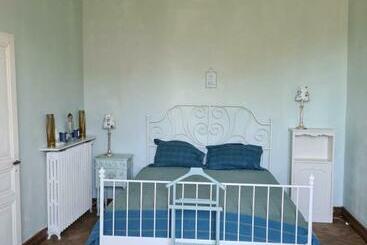 تختخواب و صبحانه Villa Pierre