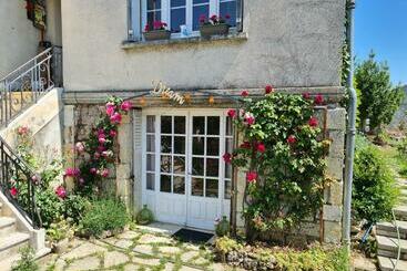 تختخواب و صبحانه Villa Pierre