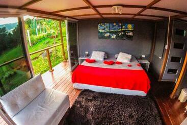هتل Glamping Adrenalina Extrema
