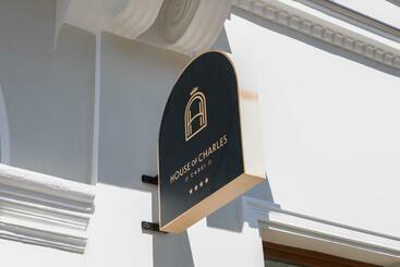 هتل House Of Charles