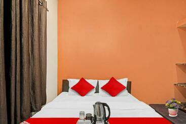 호텔 Oyo 90210 J D Guest House