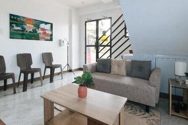 هتل Reddoorz Near Iloilo International Airport