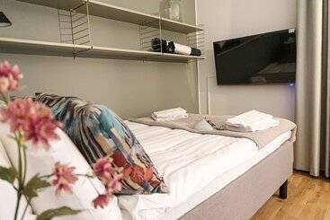 Luxury Business Studio Apartment   Garden View