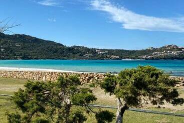 膳宿费 Cala Reale Rooms Marinella