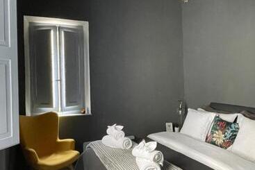 پانسیون Casa Valeria   Guest House Centro Storico