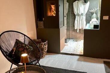 پانسیون Casa Valeria Guest House Centro Storico