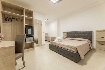 پانسیون Room Salento Palace 2