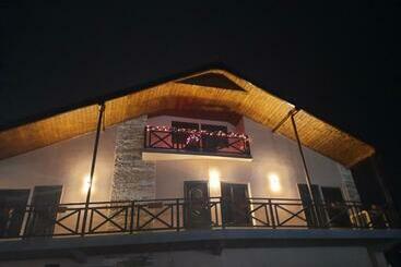 تختخواب و صبحانه Tumanyan S House