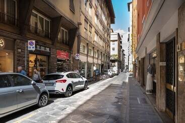 پانسیون 7heaven Pontevecchio Rooms