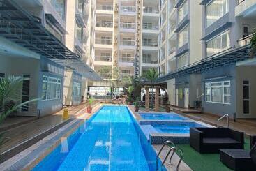 Studio W/pool Heated Jacuzzi, Near Clark Airprt&sm