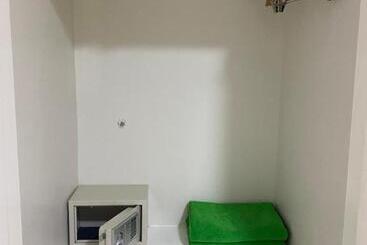 Studio W/pool Heated Jacuzzi, Near Clark Airprt&sm