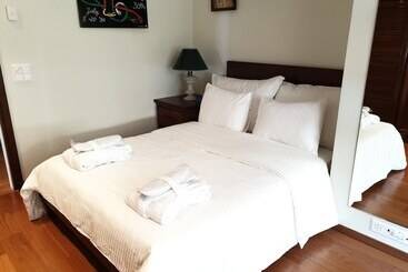 Eglise Catholique Cosy And Bright Apartment In Montreux