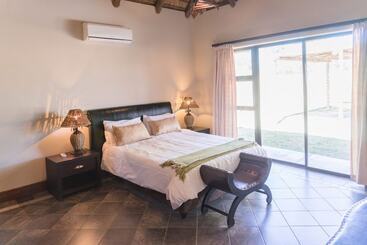 هتل Zebula Golf Estate & Spa Private Rentals