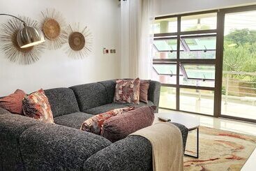 Instahomes By Tru   Villa