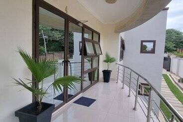 Instahomes By Tru   Villa