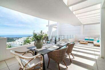 Appartement Avec Vues Sur Marbella - Ojen