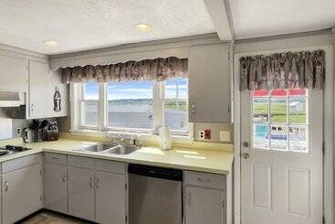 Sweet Dreams   W032 Quintessential Maine Beach House 50 Yards Away From Marsh Views And Wells Beach