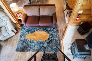 Doc Roy S Legacy On Fish Lake Home By Nw Comfy Cabins By Redawning