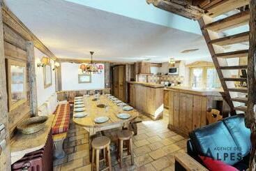 Chalet Necou Pièces 754