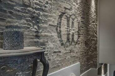 Dimore D Avalos Boutique Bed & Breakfast
