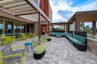 هتل Home2 Suites By Hilton Lakewood Ranch