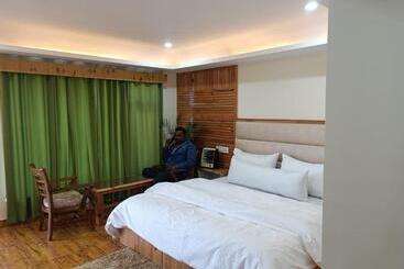 هتل Resort The Himalayan Odyssey And Cottages