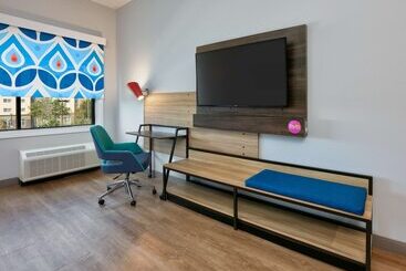 هتل Tru By Hilton San Antonio At The Rim, Tx