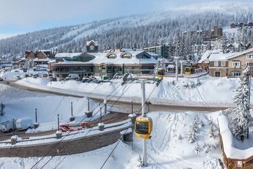Towering Pines Chalet Comfortable And Cozy Chalet With Spectacular Views